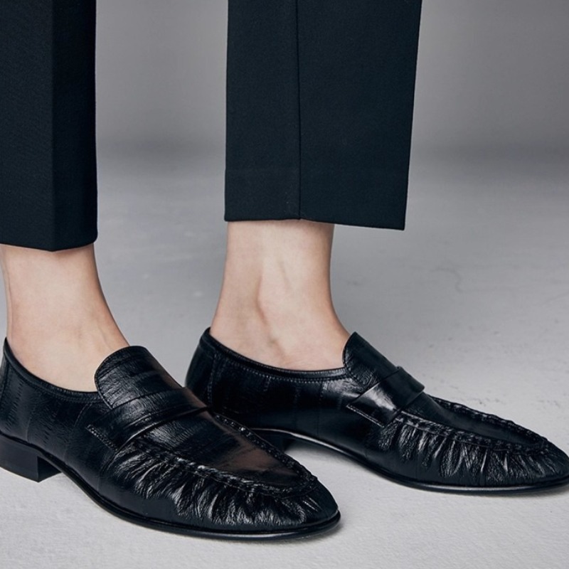 Women Shoes Loafers - 高級婦人靴新しい手作り本革ローファー女性のための絶妙な英国カジュアルシューズデザイナーシューズ Zapatos Mujer