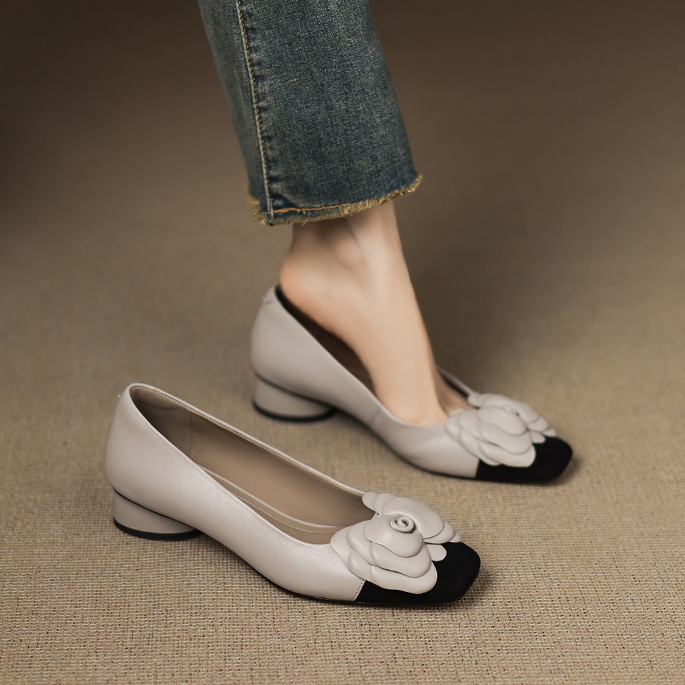 ファッションフラワーシングルシューズ秋の新作スクエアトゥ浅口 - Women Shoes Loafers のレビューと価格