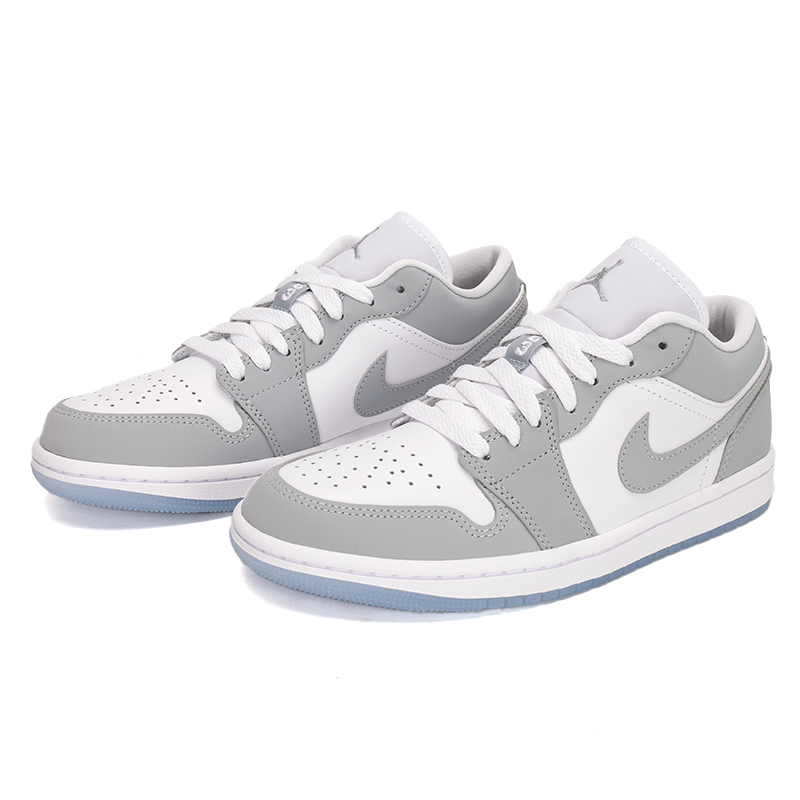 ナイキ メンズおよびレディース Aj1 レトロ ロートップ  - Women Shoes Jordan のレビューと価格
