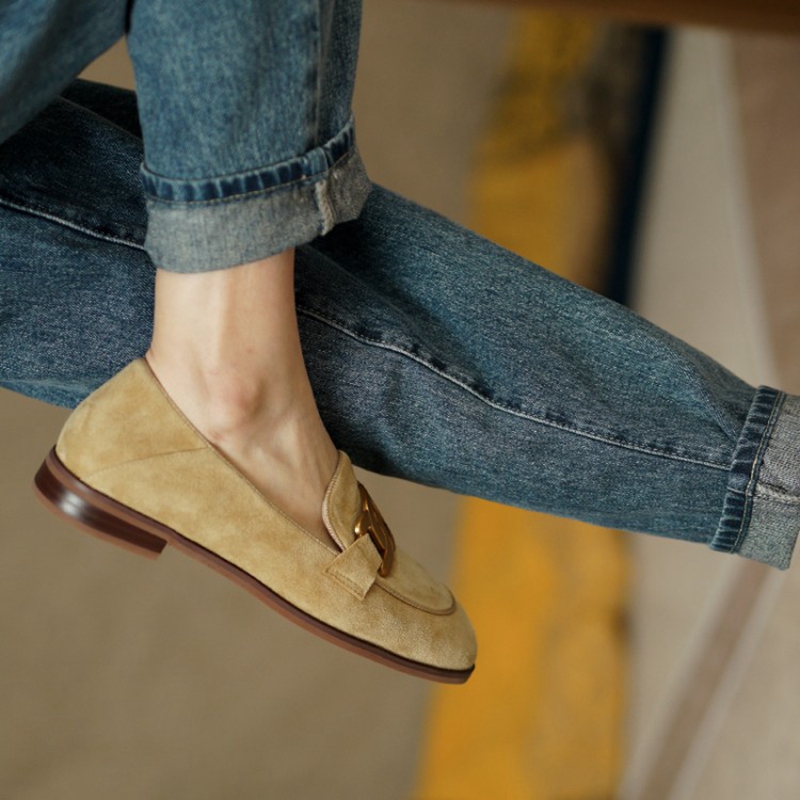女性用スエードレザーモカシン,ラウンドトゥのローヒールシュー - Women Shoes Loafers のレビューと価格