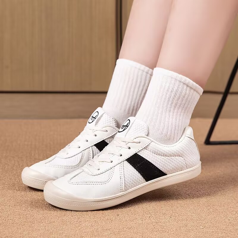 女性のスポーツシューズ高級カジュアルテニスアウトドアウォーキ - Mesh Sneaker Women のレビューと価格