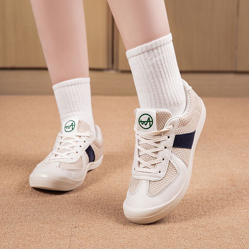 女性のスポーツシューズ高級カジュアルテニスアウトドアウォーキ - Mesh Sneaker Women のレビューと価格