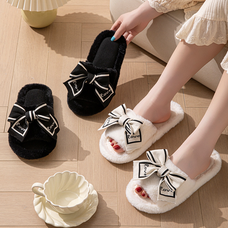 ラブフラフィー レディーススリッパ ハウスボウ ラグジュアリ - Fluffy Fur Slipper のレビューと価格