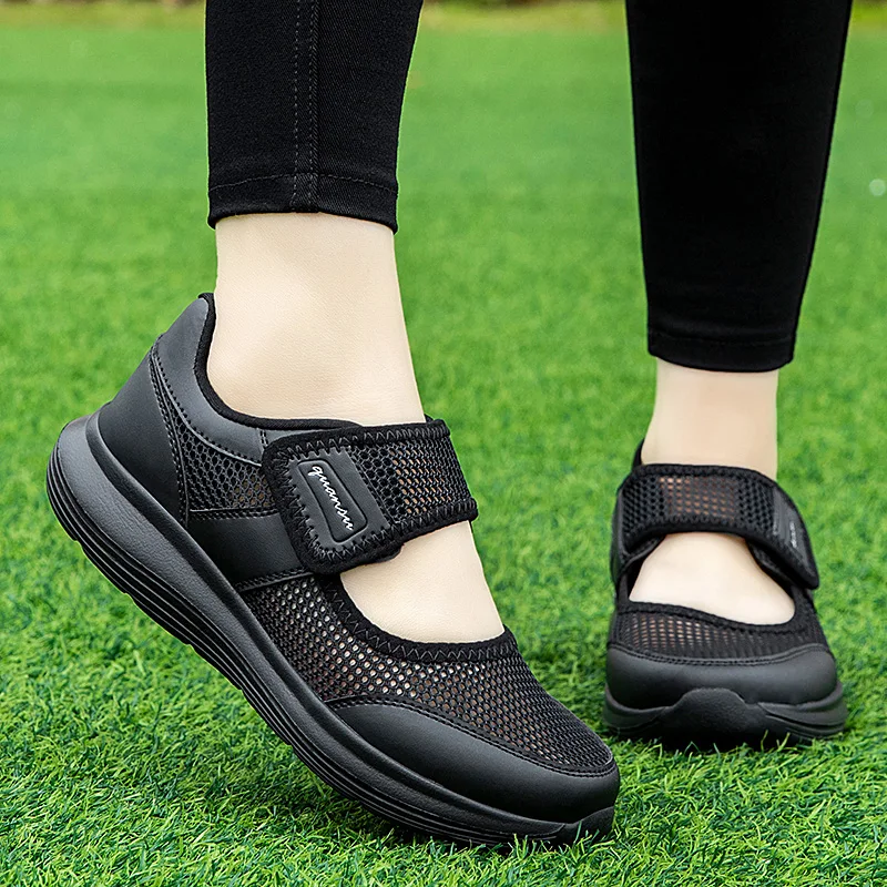 女性用シューズ スニーカー ワイド ベアフットシューズ 女性 - Women'S Shoes X Wide のレビューと価格