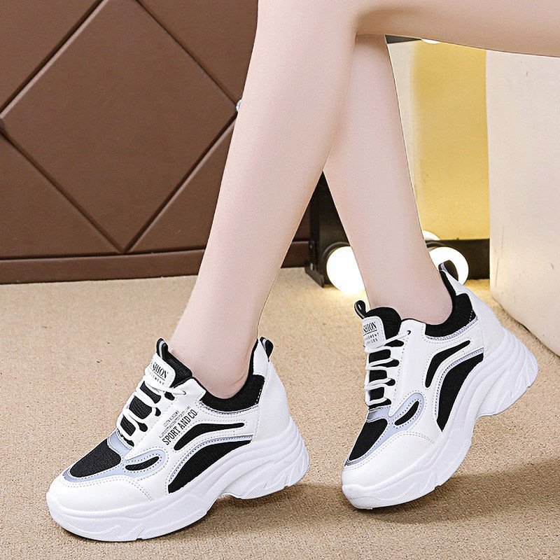 インスタ映えするレディースダッドシューズ、厚底身長アップシュ - Mesh Sneaker Women のレビューと価格