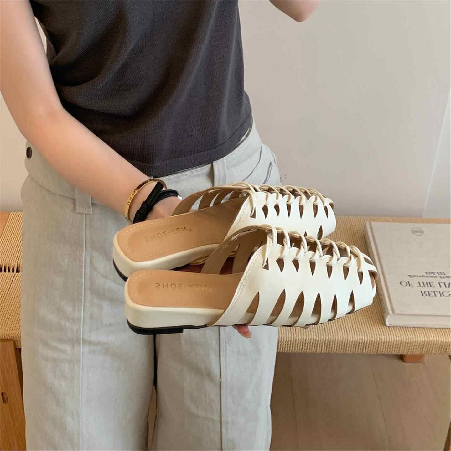 高級ブランド手作り織りメッシュ中空デザイン女性用快適通気性ラ - Slip On Mule Flat のレビューと価格