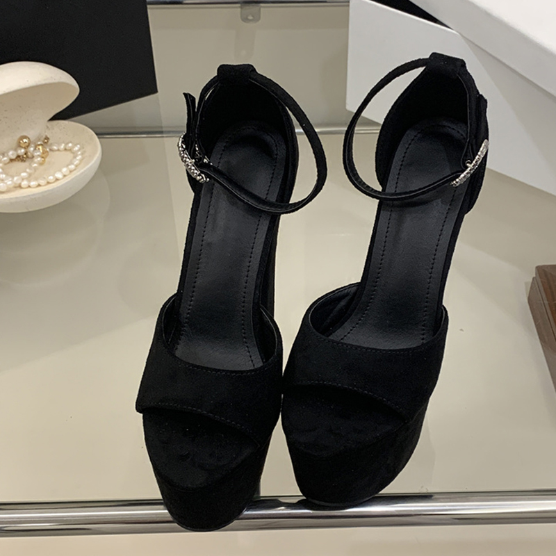 Liyke モデルショー セクシー エクストリーム ハイヒー - Platform Sneakers Chunky のレビューと価格