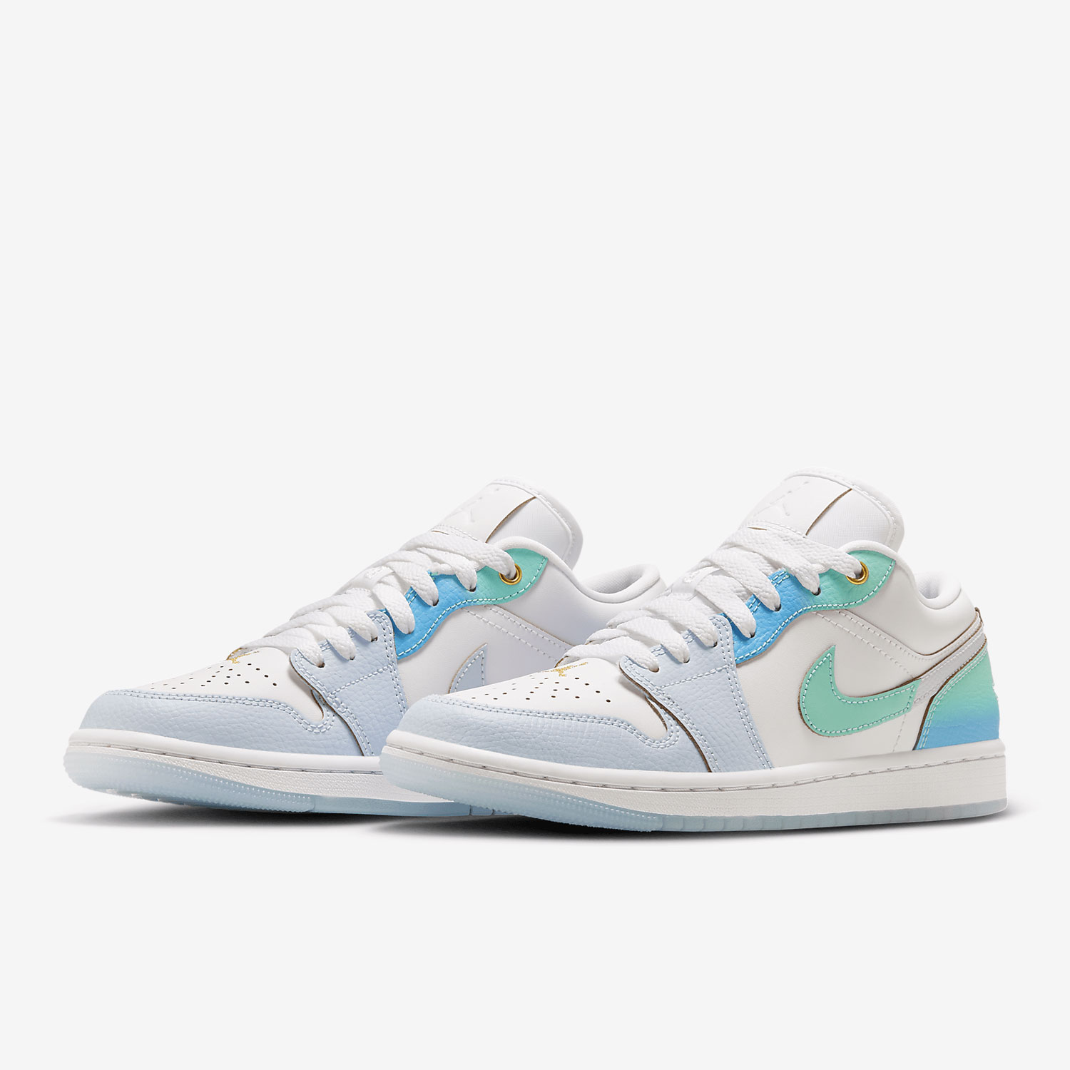 ナイキ オーセンティック エア ジョーダン 1 ロー SE  - Women Shoes Jordan のレビューと価格