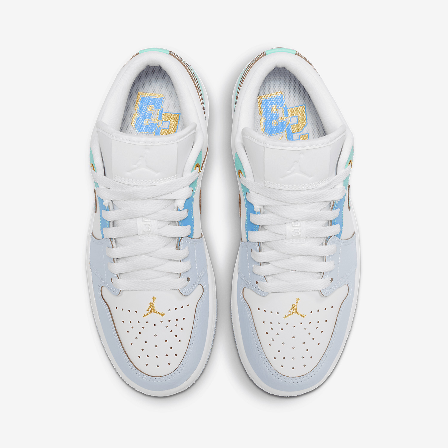 ナイキ オーセンティック エア ジョーダン 1 ロー SE  - Women Shoes Jordan のレビューと価格
