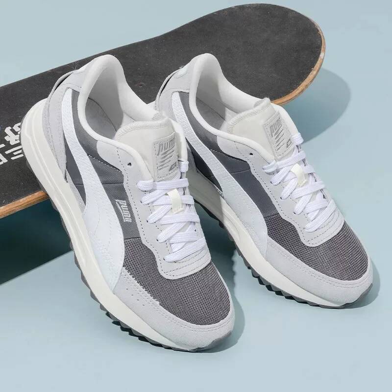 プーマ男性白黒ロートップスニーカークラシッククリーンレザーカ - Women Shoes Jordan のレビューと価格