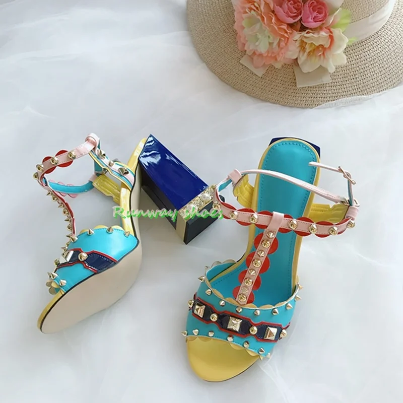 ラインストーンパールヒールTストラップレディースサンダルラウ - Women'S Shoes Clogs のレビューと価格