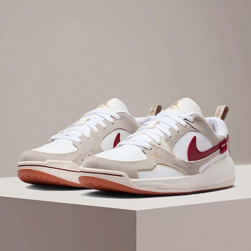 ナイキ ジョーダン CMFT ERA レディース スニーカー - Women Shoes Jordan のレビューと価格